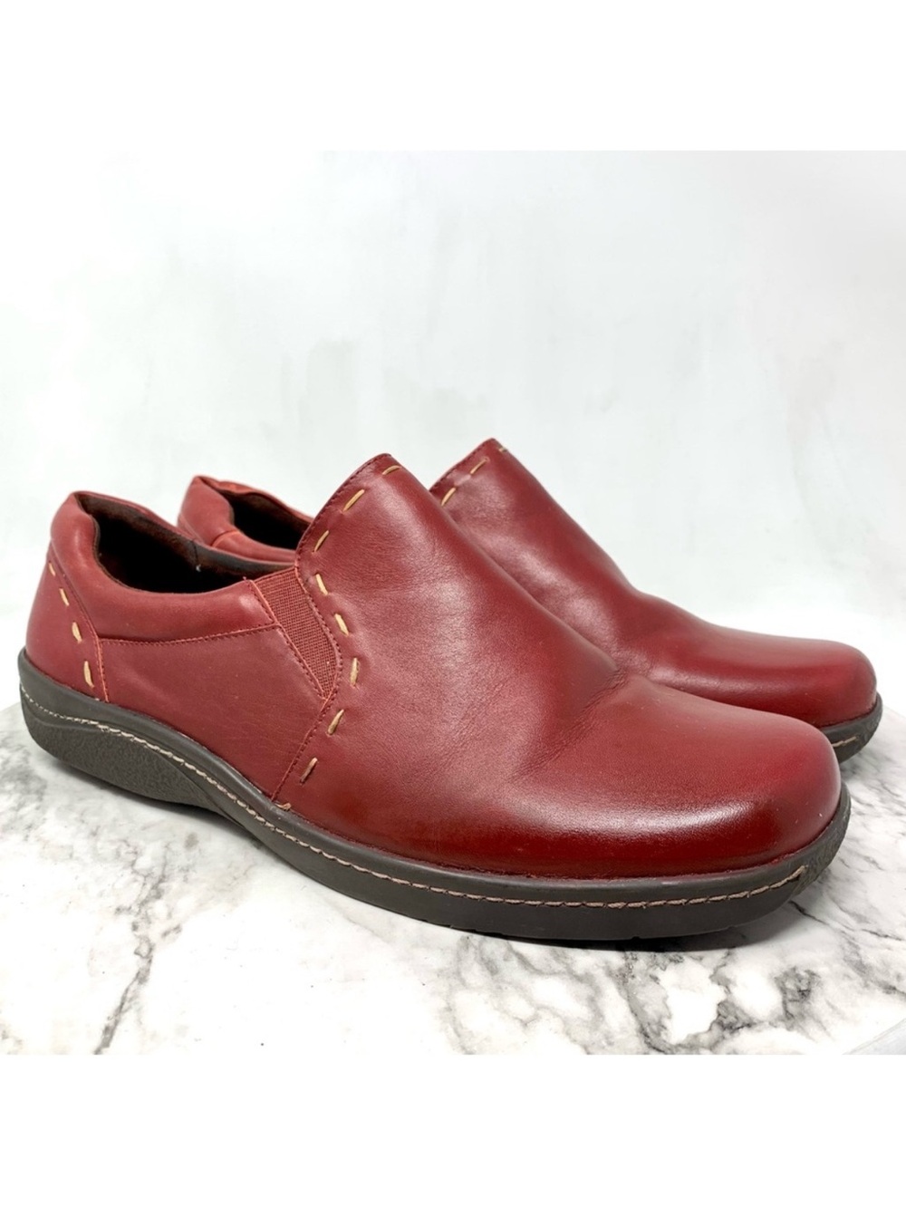 Naturalizer Mansel Stitched Detail Red Leather Comfort Loafers 11 Double Wide